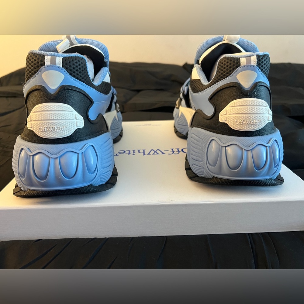 Off White Men Sneaker